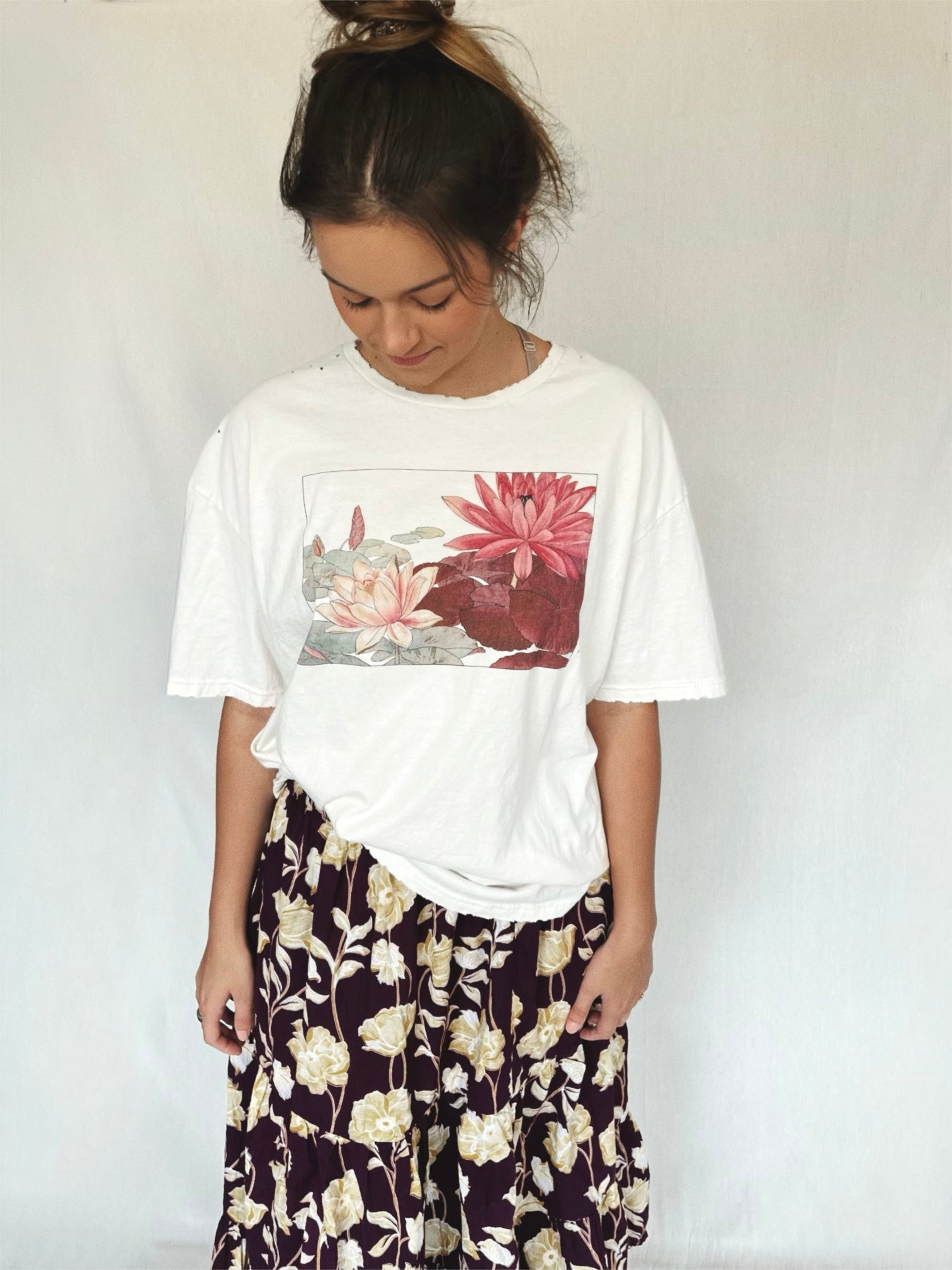 Graphic Tee - Red Lotus