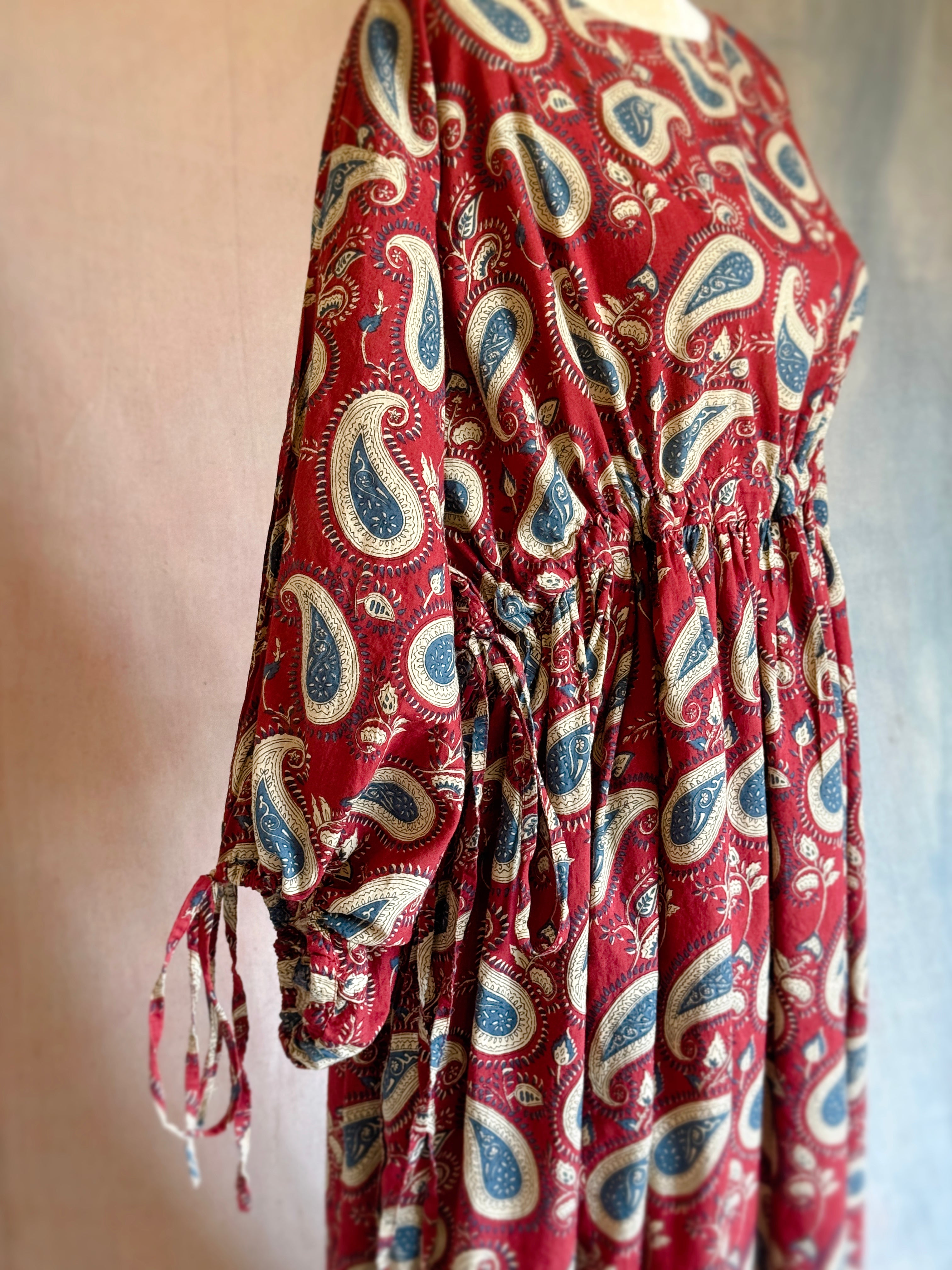 Poet Dress - Paniolo Paisley