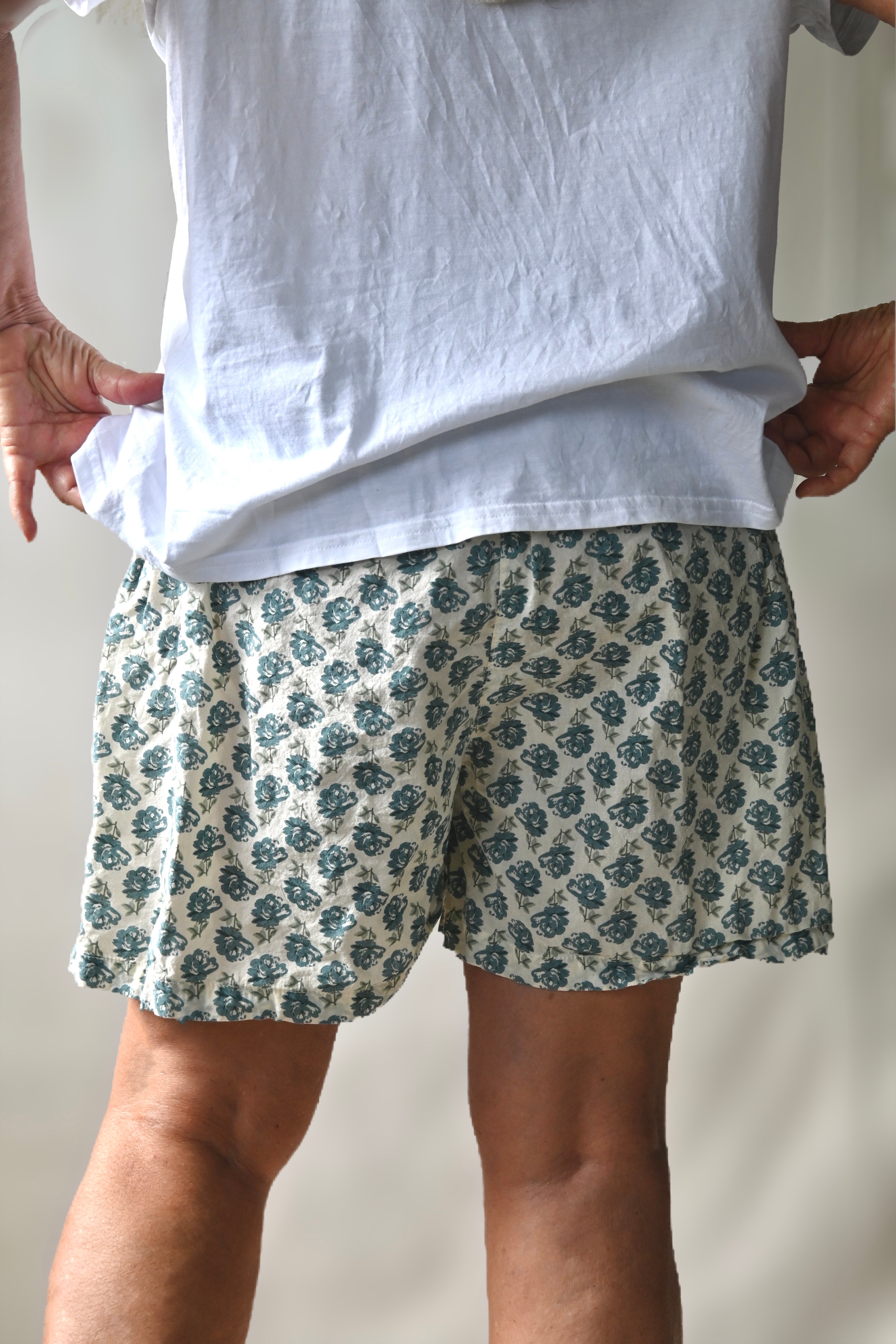 Lolo Shorts - Rosebud Blue